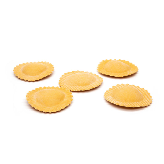 Ricotta-Parmesan-Rondellen im Paprikateig