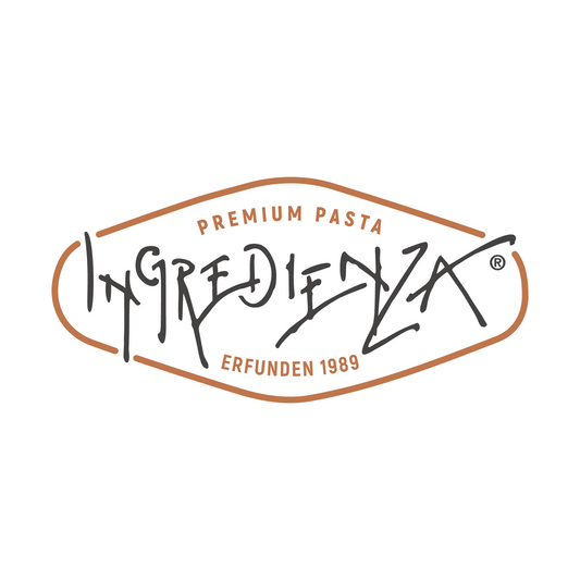 Bio-Orangen-Peperoncino-Nudeln